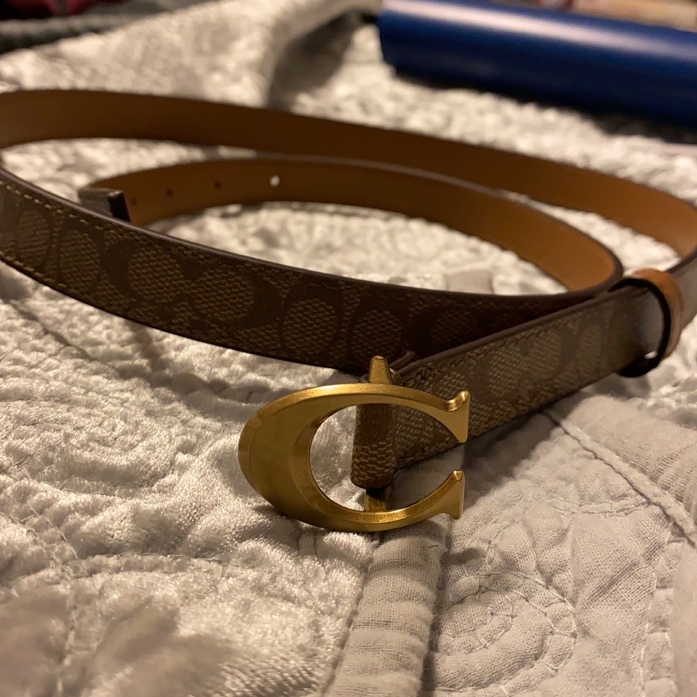 Coach belt